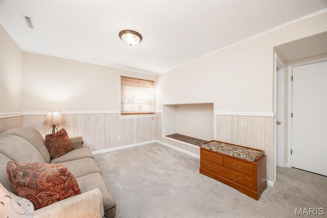 27 Coachlight Drive, Mascoutah, IL 62258