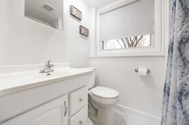 27 Coachlight Drive, Mascoutah, IL 62258