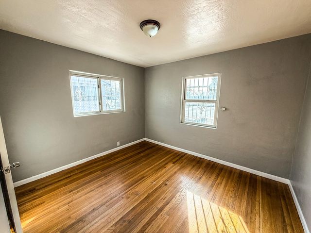 4713 Gibson Boulevard SE, Albuquerque, NM 87108