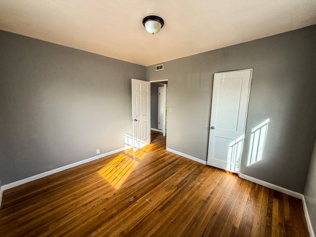 4713 Gibson Boulevard SE, Albuquerque, NM 87108