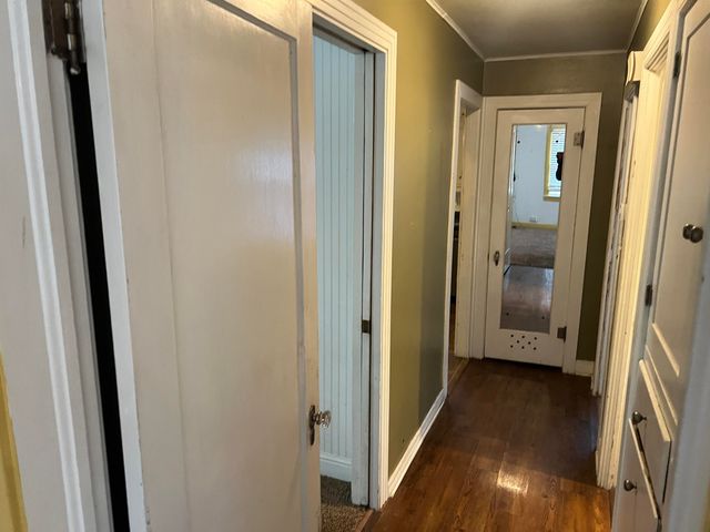 203 NE Alpine, Plainview, TX 79072