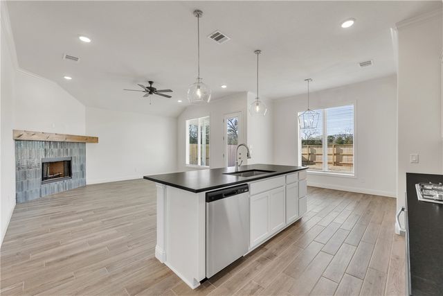 3711 Panola Park Drive, College Station, TX 77845