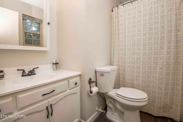 2030 Cedar Circle, Lenoir City, TN 37772