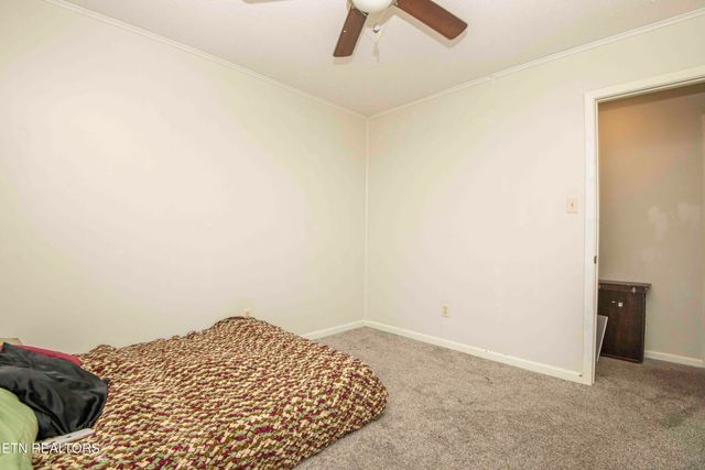 2030 Cedar Circle, Lenoir City, TN 37772