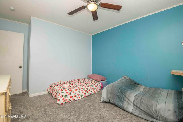 2030 Cedar Circle, Lenoir City, TN 37772