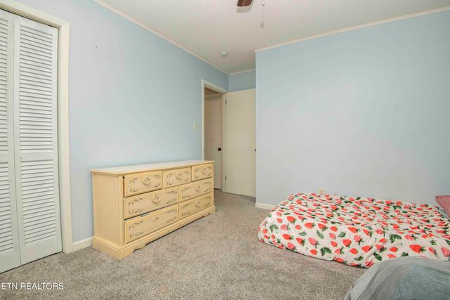 2030 Cedar Circle, Lenoir City, TN 37772