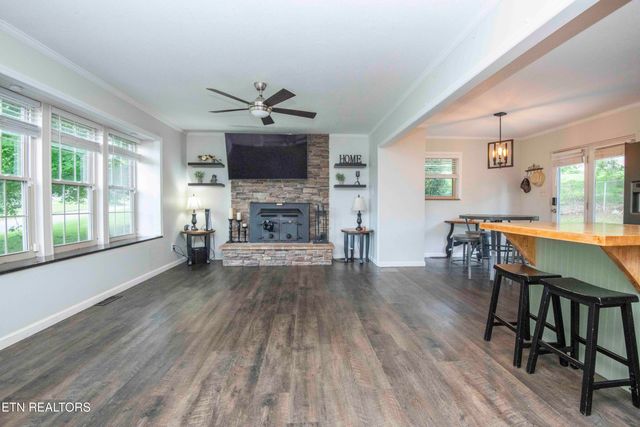 2030 Cedar Circle, Lenoir City, TN 37772