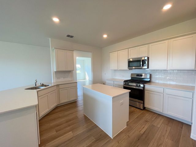 3305 Tulip Poplar Trail, Mckinney, TX 75071