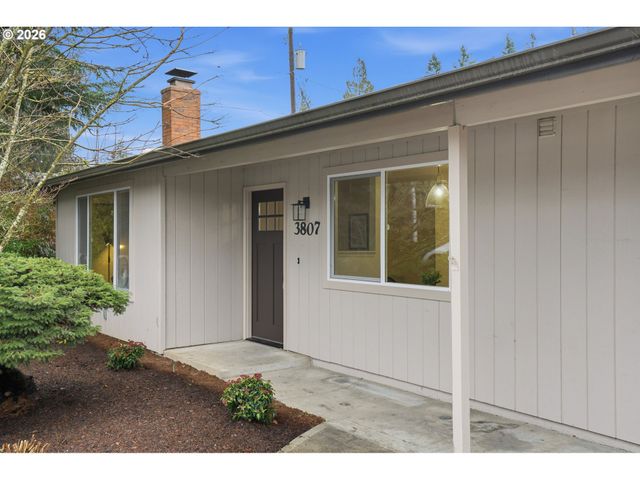 3807 Ne 45TH St, Vancouver, WA 98661