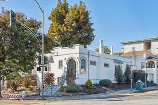 2734 Macarthur Blvd, Oakland, CA 94602