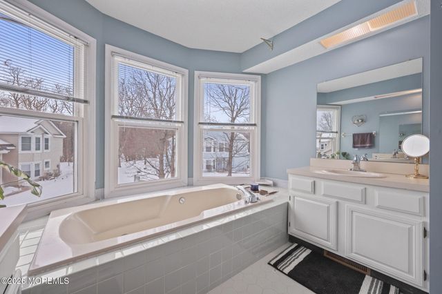 107 Lloyd Court 107, East Brunswick, NJ 08816