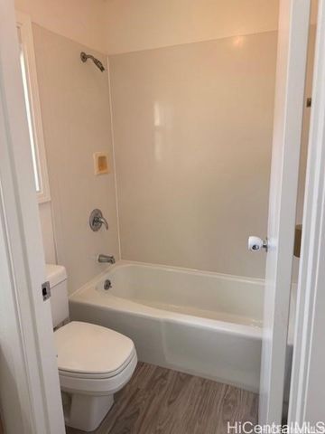 99-766 Holoai Street, Aiea, HI 96701