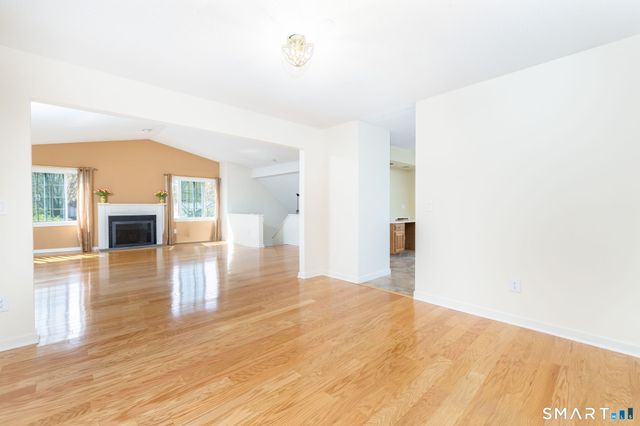 85 Gate Ridge Road 85, Fairfield, CT 06825