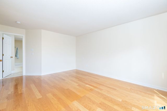 85 Gate Ridge Road 85, Fairfield, CT 06825