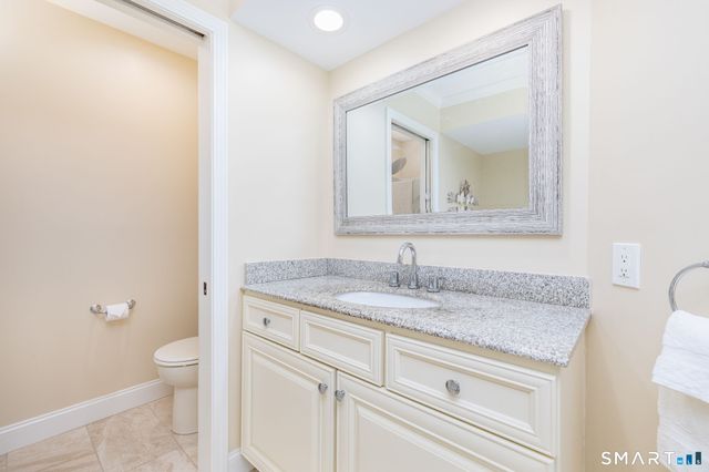 85 Gate Ridge Road 85, Fairfield, CT 06825