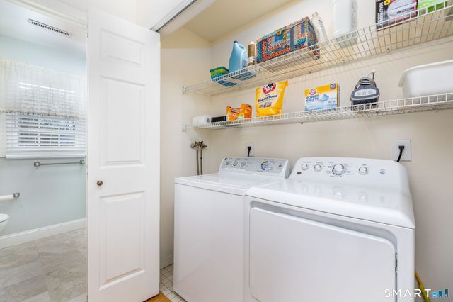 85 Gate Ridge Road 85, Fairfield, CT 06825