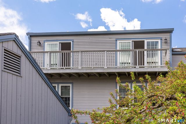 85 Gate Ridge Road 85, Fairfield, CT 06825