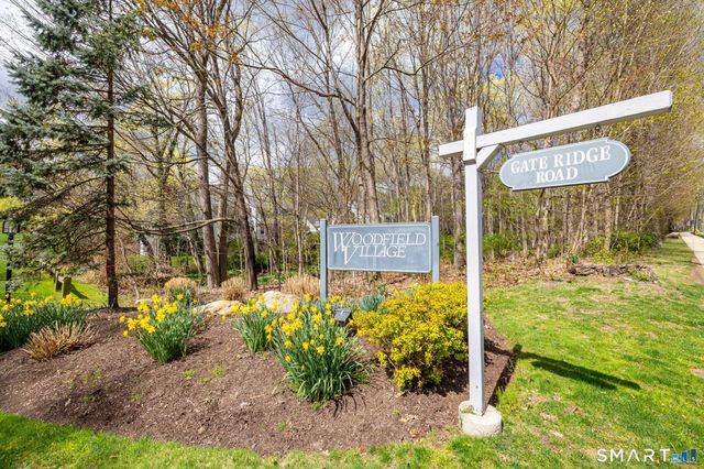 85 Gate Ridge Road 85, Fairfield, CT 06825