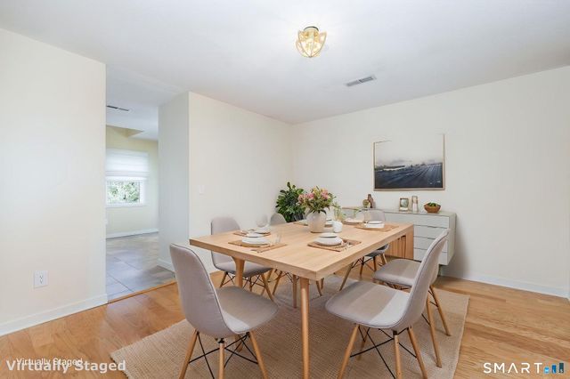 85 Gate Ridge Road 85, Fairfield, CT 06825