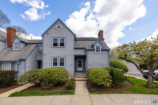 85 Gate Ridge Road 85, Fairfield, CT 06825