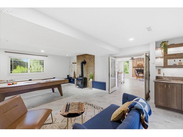 24752 Ne PRAIRIE VIEW Dr, Aurora, OR 97002