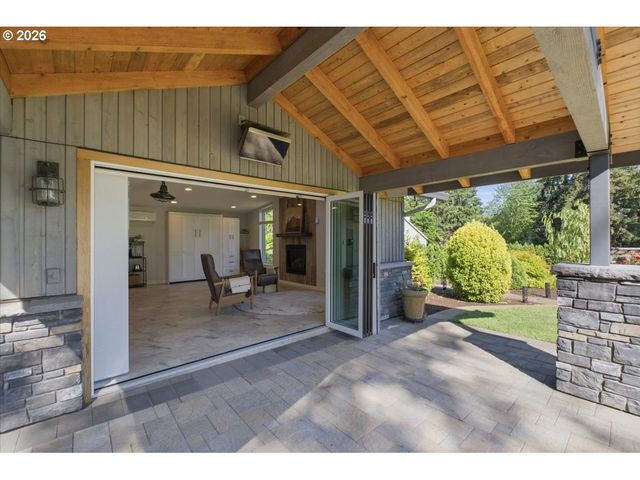 24752 Ne PRAIRIE VIEW Dr, Aurora, OR 97002