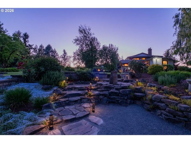 24752 Ne PRAIRIE VIEW Dr, Aurora, OR 97002