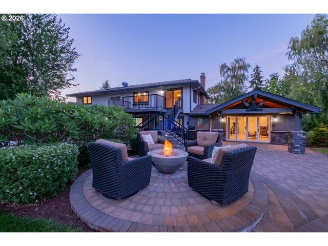 24752 Ne PRAIRIE VIEW Dr, Aurora, OR 97002