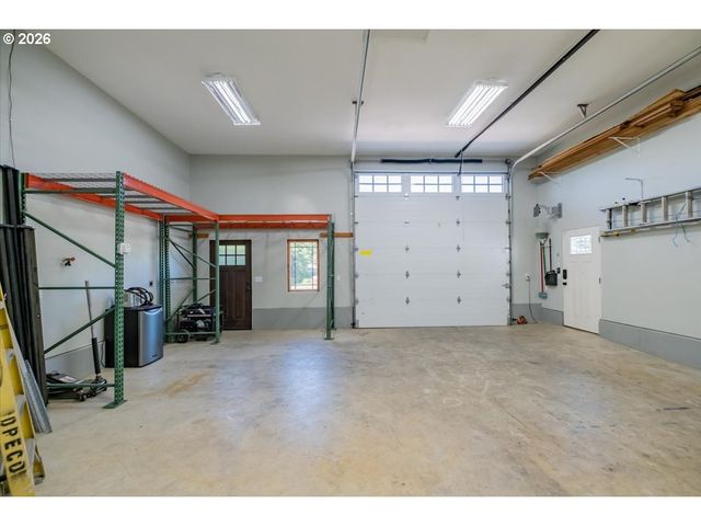24752 Ne PRAIRIE VIEW Dr, Aurora, OR 97002