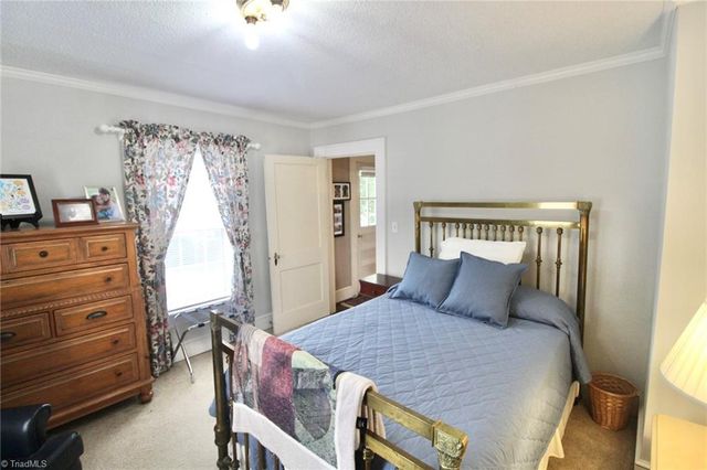 710 Sunset Drive, High Point, NC 27262