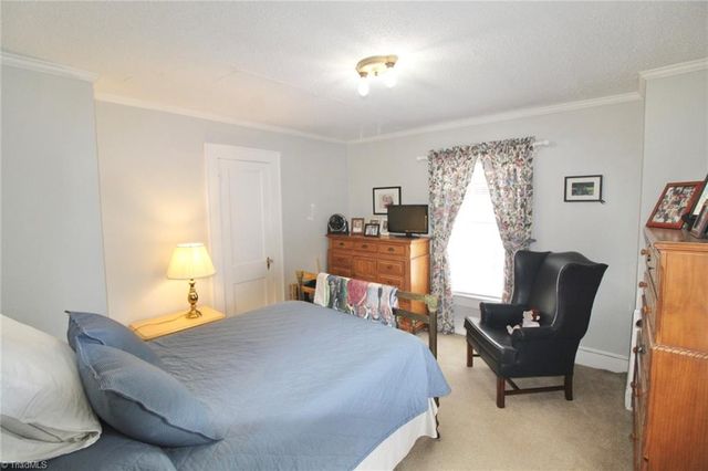 710 Sunset Drive, High Point, NC 27262