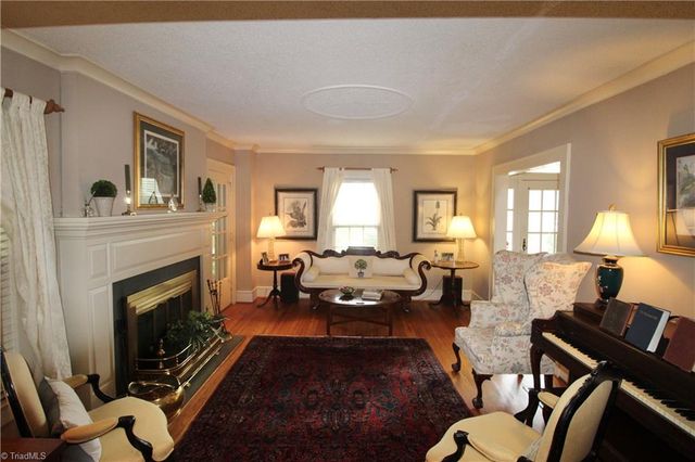 710 Sunset Drive, High Point, NC 27262