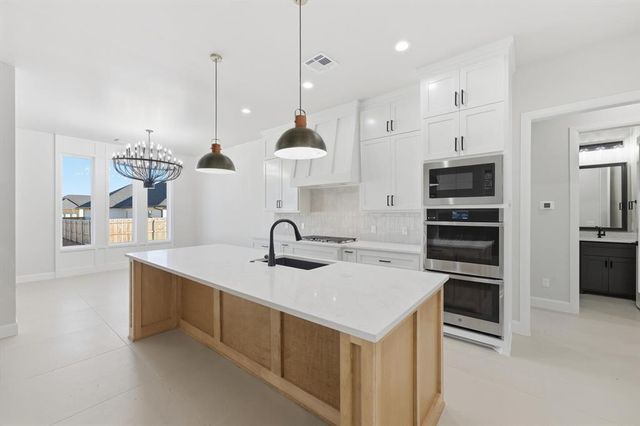 15440 Capri Lane, Edmond, OK 73013