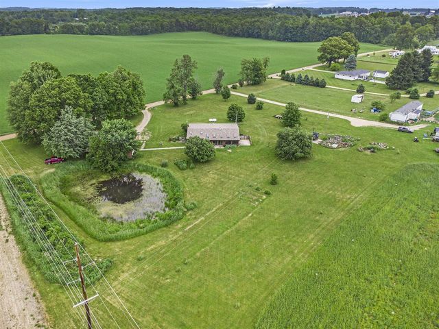 520 E Groat Road, Dowling, MI 49050