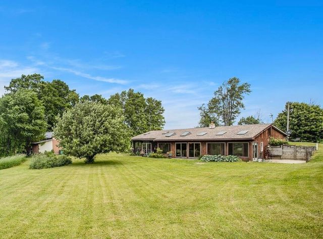 520 E Groat Road, Dowling, MI 49050