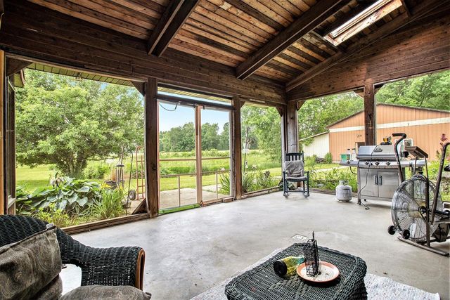 520 E Groat Road, Dowling, MI 49050