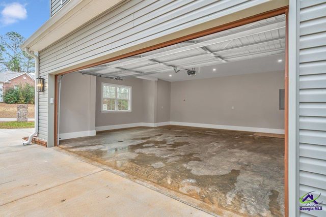 312 Hickory Glen, Centerville, GA 31028