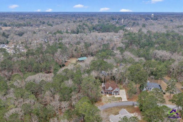 312 Hickory Glen, Centerville, GA 31028