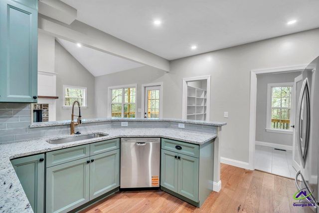 312 Hickory Glen, Centerville, GA 31028