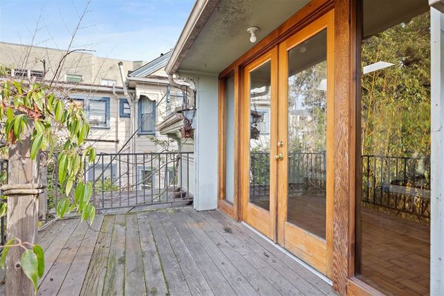 2415 Blake St, Berkeley, CA 94704