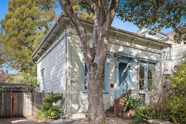 2415 Blake St, Berkeley, CA 94704