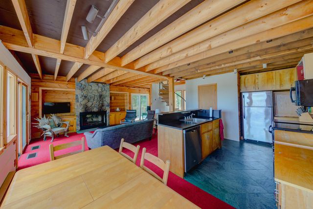 2110 Lynds Hill Road, Plymouth, VT 05056