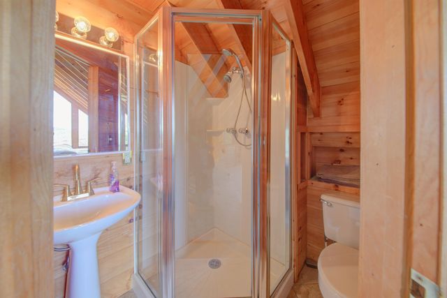 2110 Lynds Hill Road, Plymouth, VT 05056