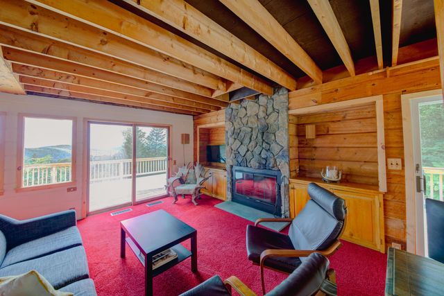 2110 Lynds Hill Road, Plymouth, VT 05056