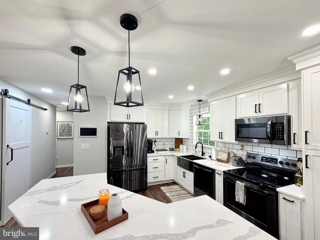 29845 DANIEL CT, Mechanicsville, MD 20659