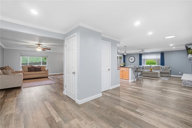 7715 Park Creek Drive, Centerville, OH 45459
