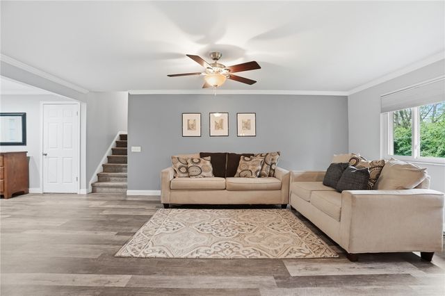 7715 Park Creek Drive, Centerville, OH 45459