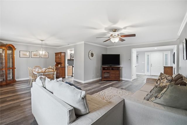 7715 Park Creek Drive, Centerville, OH 45459