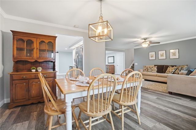 7715 Park Creek Drive, Centerville, OH 45459