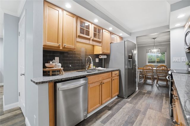7715 Park Creek Drive, Centerville, OH 45459